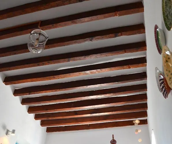 بيت للعطل Spitaki - House With Garden By The - *