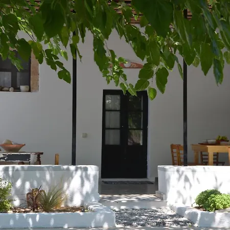 Spitaki - House With Garden By The - * Pefki