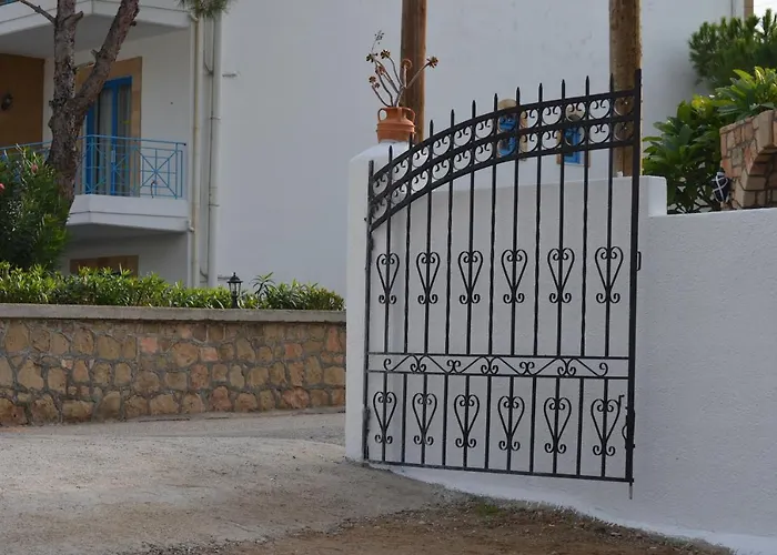 Spitaki - House With Garden By The - Pefki (Rhodes)