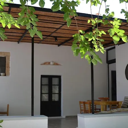 Spitaki - House With Garden By The - Tatil Evi Pefki