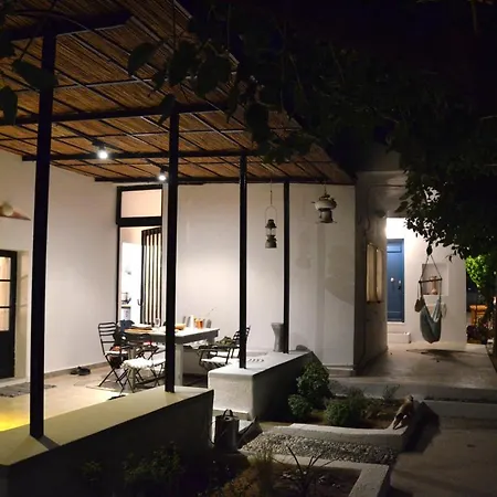 Vakantiehuis Spitaki - House With Garden By The - *