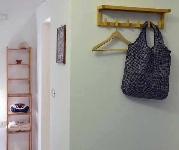 Tatil Evi Spitaki - House With Garden By The - *